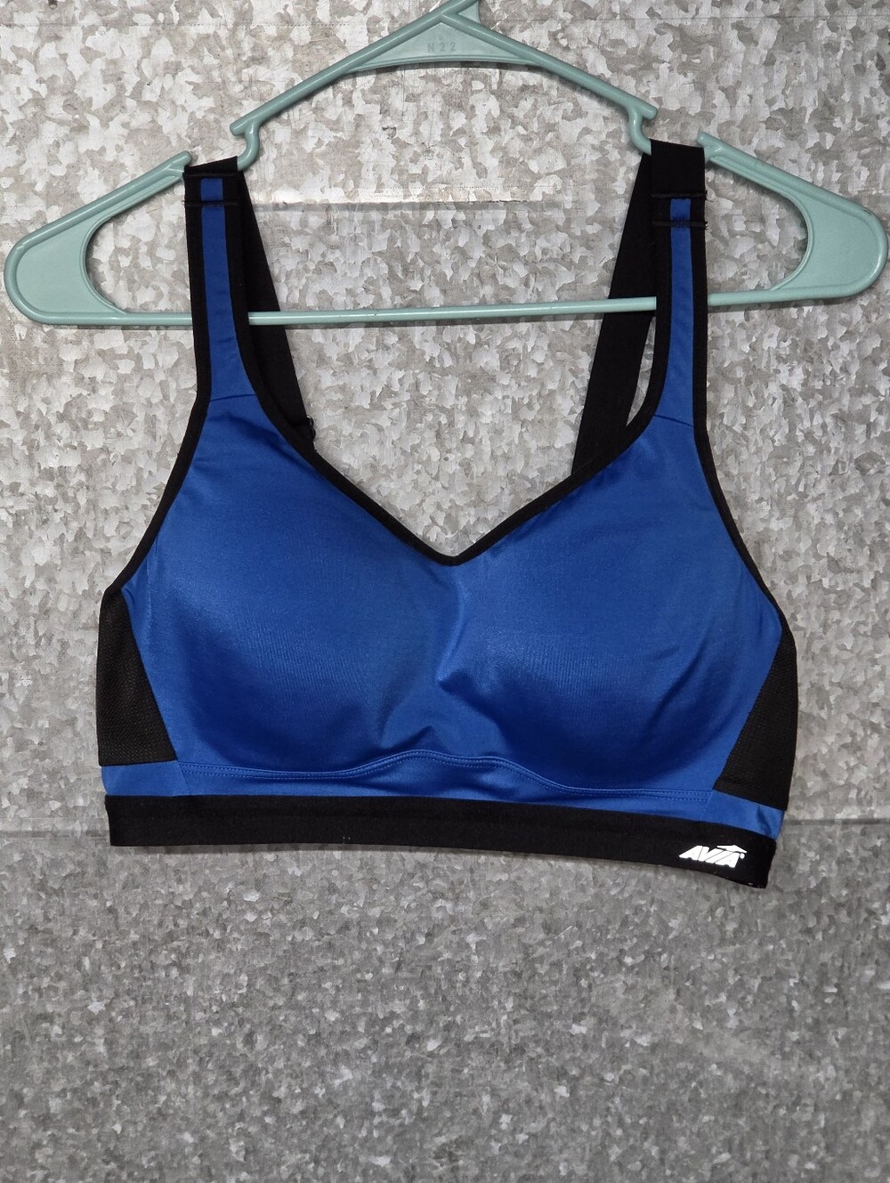 Avia High Support Black/Blue padded bra womens 36C